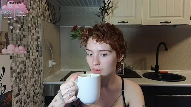Snapshot of jelly_cherry chatting on 11.26.25 jelly cherry online show from 11.26.25