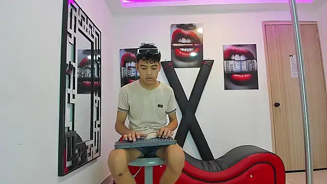 IMPERIAL GUYS01 online show from 09.10.25
