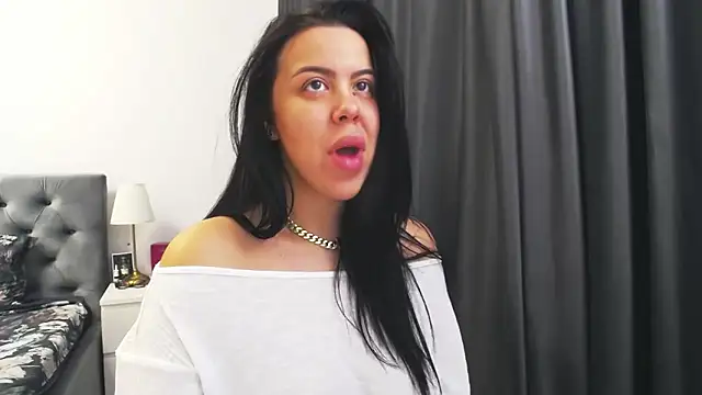 Snapshot of Casiana_ chatting on 02.21.26 Casiana online show from 02.21.26