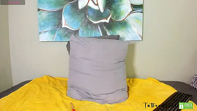 TattoedLexi  online show from 04.14.26