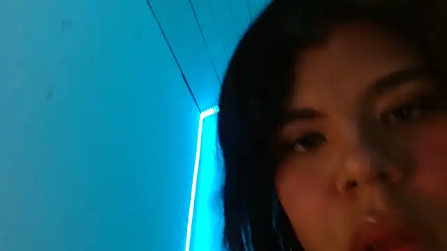 samantha-pettie online show from 10.20.25