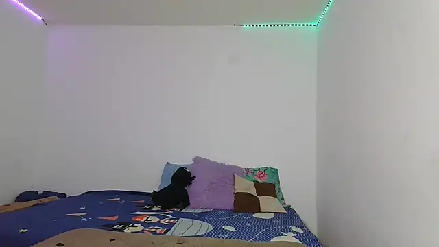 Snapshot of Naughty_Nights_Live chatting on 10.11.25 Naughty Nights Live online show from 10.11.25