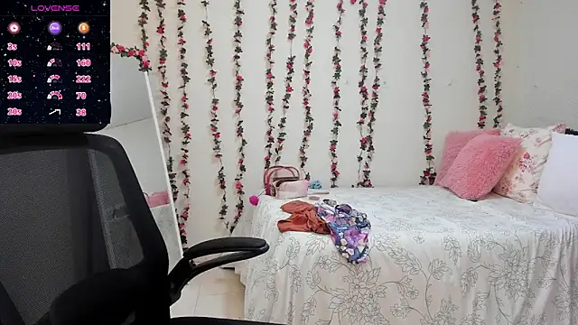 MariamCastiblanco online show from 12.04.25