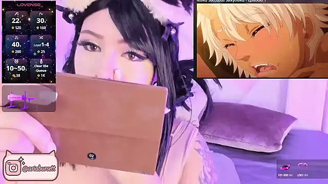 Snapshot of AriaBursett chatting on 10.16.25 AriaBursett online show from 10.16.25