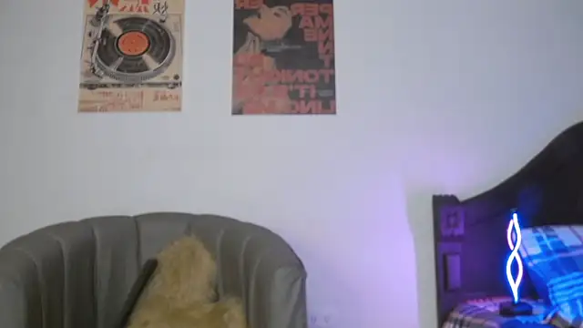 CoralieBronson online show from 02.26.26