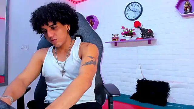 Xfire boy69 online show from 09.27.25