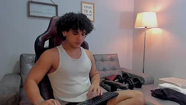 Xfire boy69 online show from 09.30.25