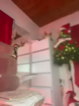 Dannaa Lovs online show from 12.05.25