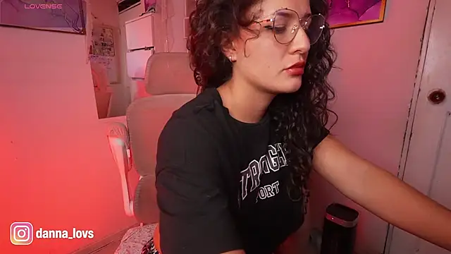Snapshot of Dannaa_Lovs chatting on 05.17.26 Dannaa Lovs online show from 05.17.26