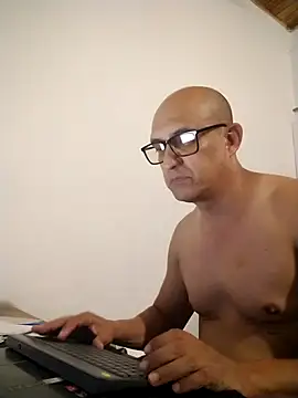 Snapshot of jorge406 chatting on 11.10.25 jorge406 online show from 11.10.25