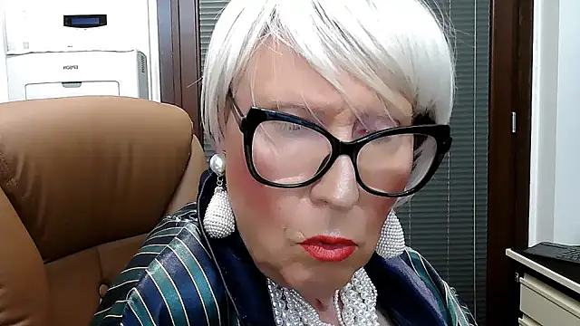 ROBY SWEETHOT online show from 10.13.25