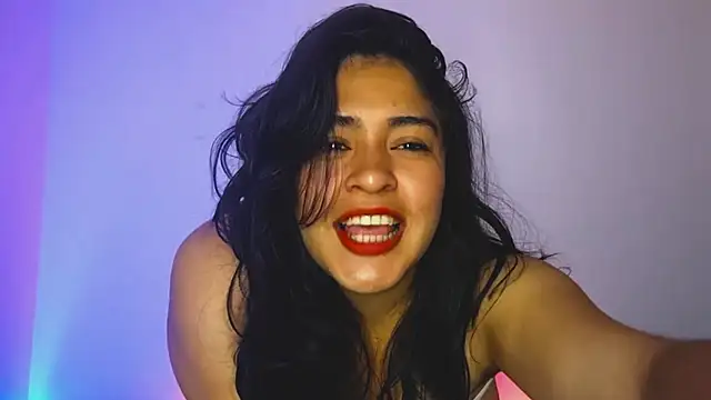 Snapshot of EmilyNoir1 chatting on 10.09.25 EmilyNoir1 online show from 10.09.25