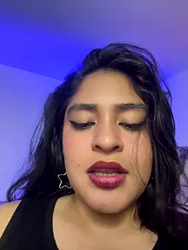 Snapshot of EmilyNoir1 chatting on 10.24.25 EmilyNoir1 online show from 10.24.25