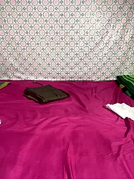 Snapshot of chandiqueen chatting on 10.19.25 chandiqueen online show from 10.19.25