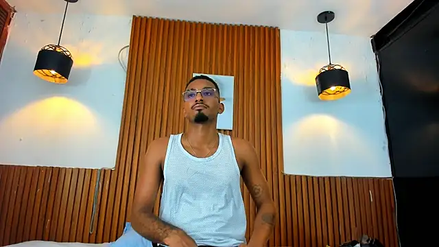 Darwin mayo online show from 10.27.25