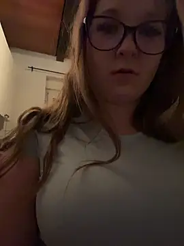 SweetTeenGirl online show from 11.08.25