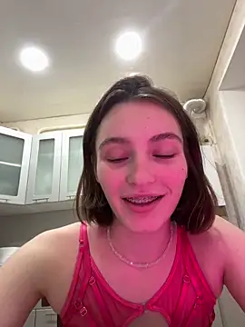 Snapshot of ZariaFlame chatting on 11.14.25 ZariaFlame online show from 11.14.25