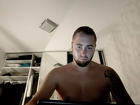 Vladyslav30 online show from 10.28.25