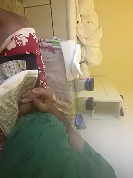 Snapshot of qnawafp chatting on 09.20.25 qnawafp online show from 09.20.25