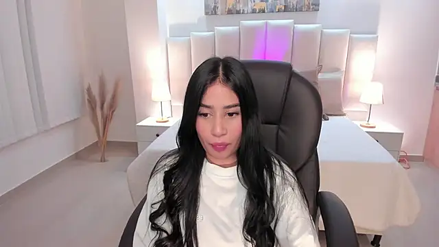 miranda crawfor online show from 10.03.25