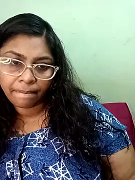 zara-mallus online show from 10.03.25