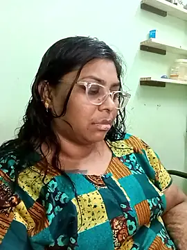 zara-mallus online show from 10.07.25