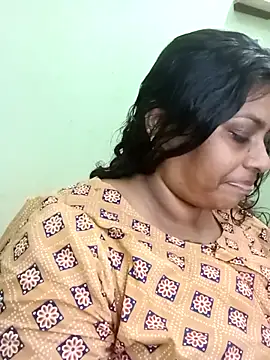 zara-mallus online show from 10.08.25