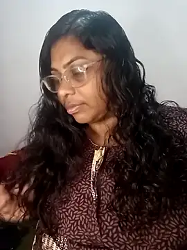 zara-mallus online show from 10.26.25