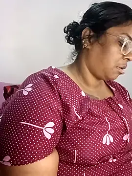 zara-mallus online show from 11.03.25