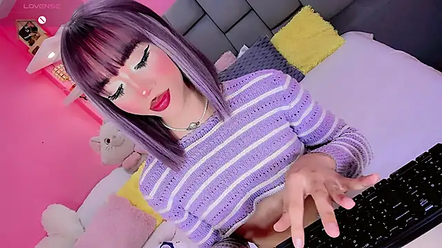 ShantyMillan online show from 10.17.25