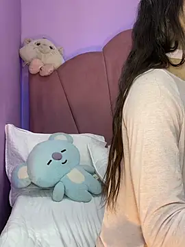 ShantyMillan online show from 05.24.26
