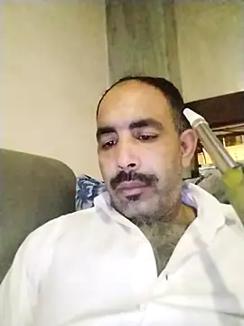 Snapshot of salimbasha chatting on 11.13.25 salimbasha online show from 11.13.25