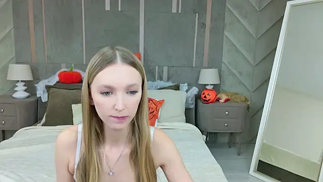 KellyBradford online show from 10.22.25