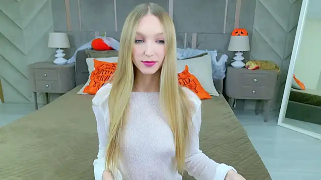 KellyBradford online show from 10.28.25