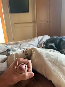 Snapshot of maxime3266 chatting on 10.16.25 maxime3266 online show from 10.16.25