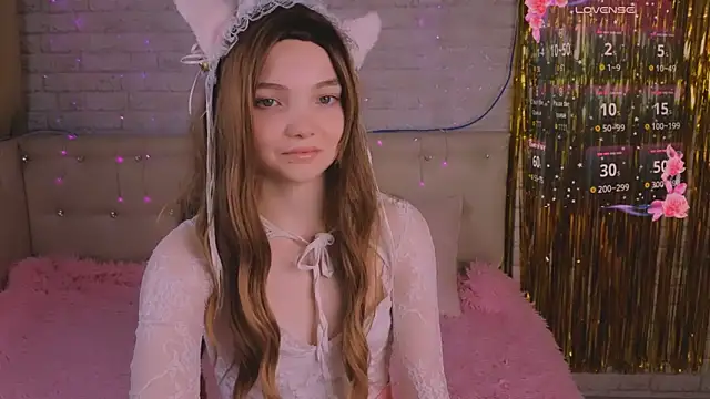 AnimeAlica18 online show from 12.19.25