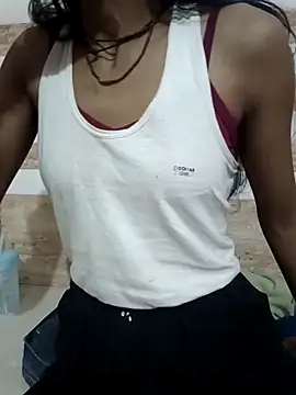 Snapshot of Geeta-satr chatting on 12.17.25 Geeta-satr online show from 12.17.25