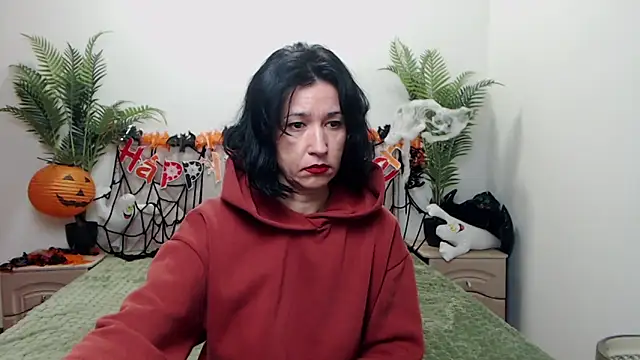 Snapshot of CameronEnns chatting on 10.28.25 CameronEnns online show from 10.28.25