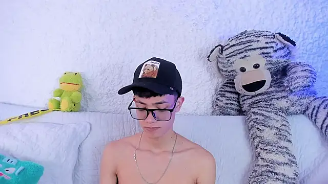 thiago kinghot online show from 11.07.25