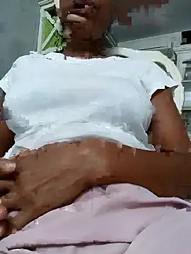 Snapshot of Flacidas chatting on 09.28.25 Flacidas online show from 09.28.25