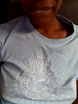 Snapshot of Flacidas chatting on 10.05.25 Flacidas online show from 10.05.25