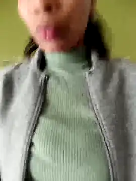 Snapshot of Flacidas chatting on 10.12.25 Flacidas online show from 10.12.25