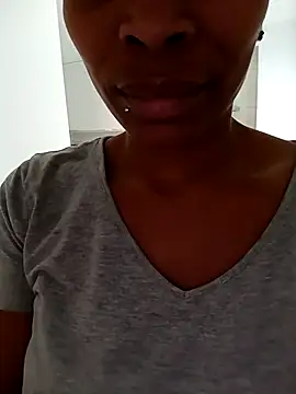 Snapshot of Flacidas chatting on 10.21.25 Flacidas online show from 10.21.25