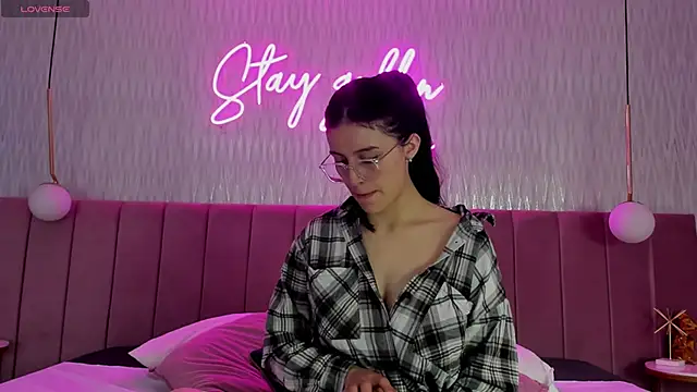 maddy jaclsonw online show from 09.19.25