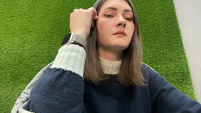 Snapshot of AshlyJoy chatting on 10.03.25 AshlyJoy online show from 10.03.25