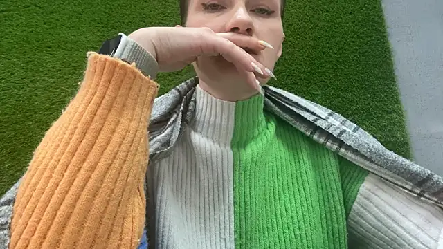 Snapshot of AshlyJoy chatting on 10.15.25 AshlyJoy online show from 10.15.25