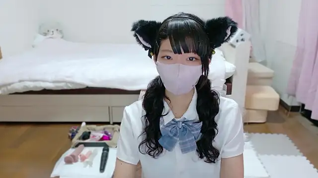 clara 6x9 online show from 10.04.25