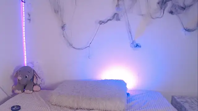 Snapshot of Lia__1 chatting on 10.22.25 Lia 1 online show from 10.22.25