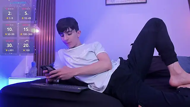 mathias saenz online show from 11.28.25