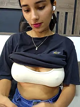 Lorena Mcfly online show from 09.15.25